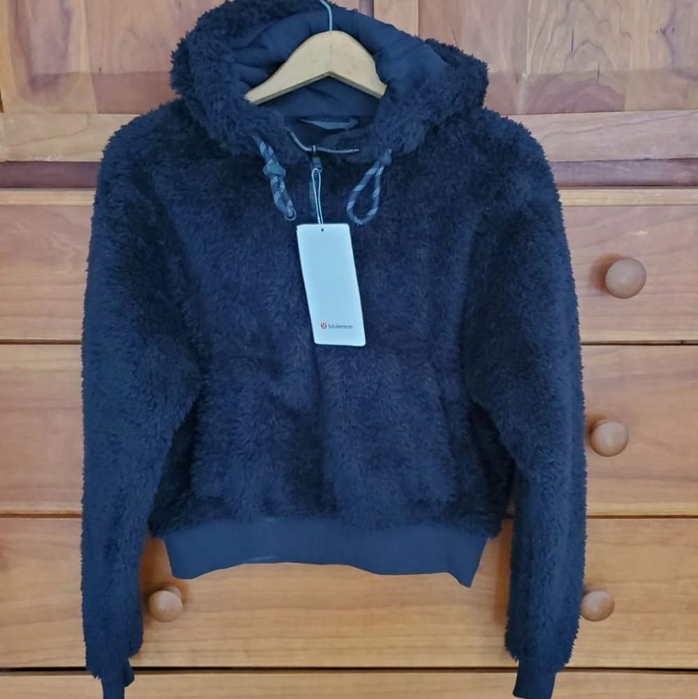 SHERPA NWT Lululemon Oh So Sherpa Half Zip 4